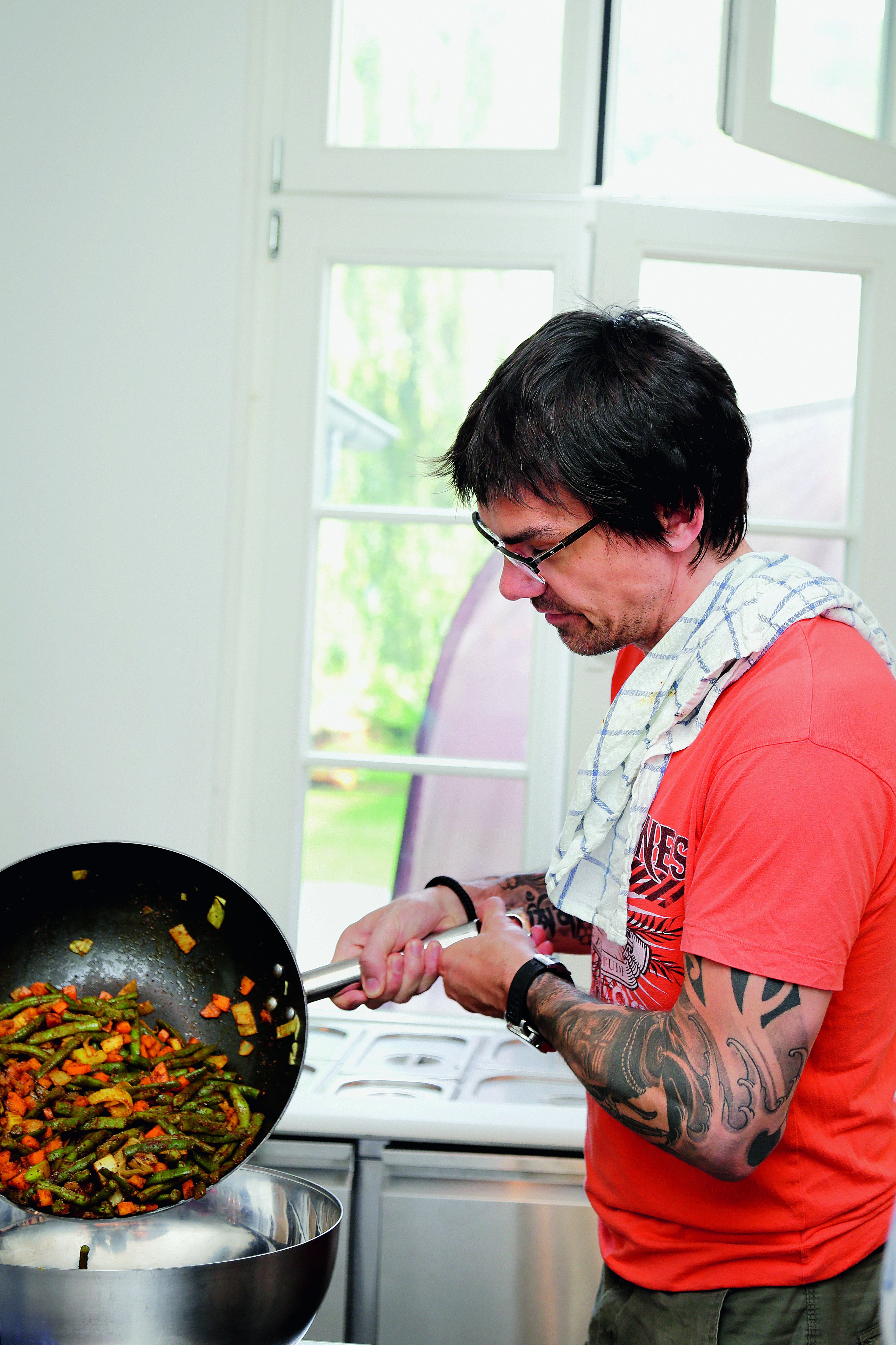 Volker Mehl beim Kochen